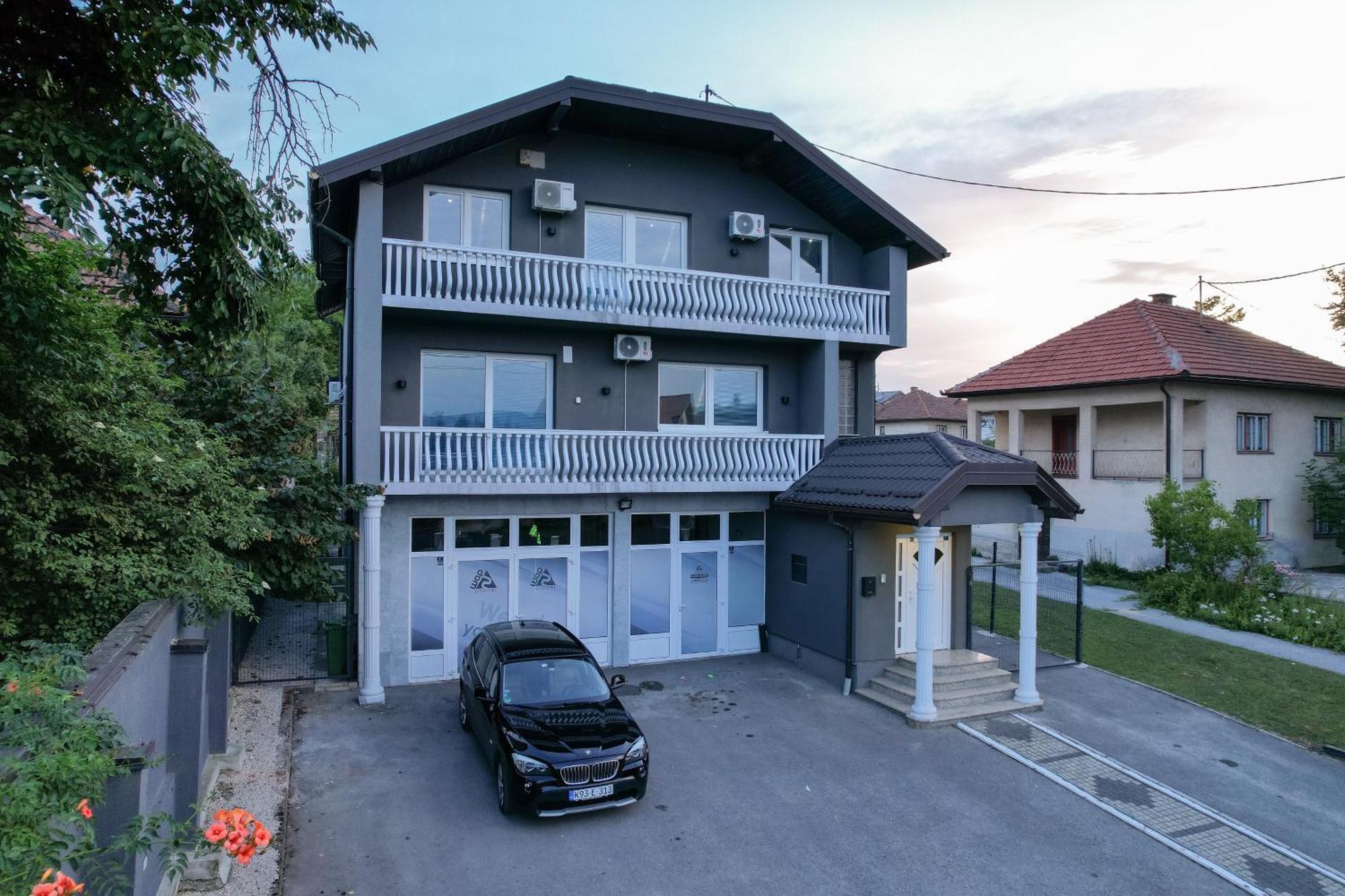 Evergreen Apartments Visoko Buitenkant foto